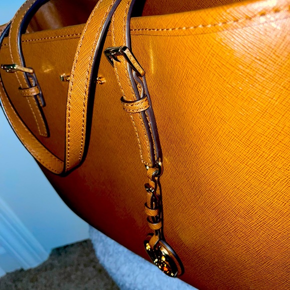 Michael Kors Jet set Sofiano leather tote bag - Picture 3 of 11